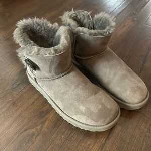Women's Ugg Boots